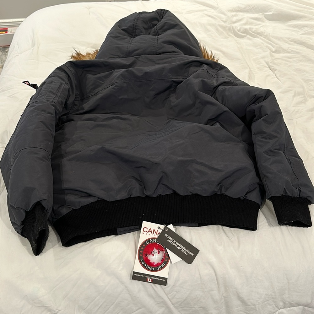 Winter jacket - Picture 8 of 9